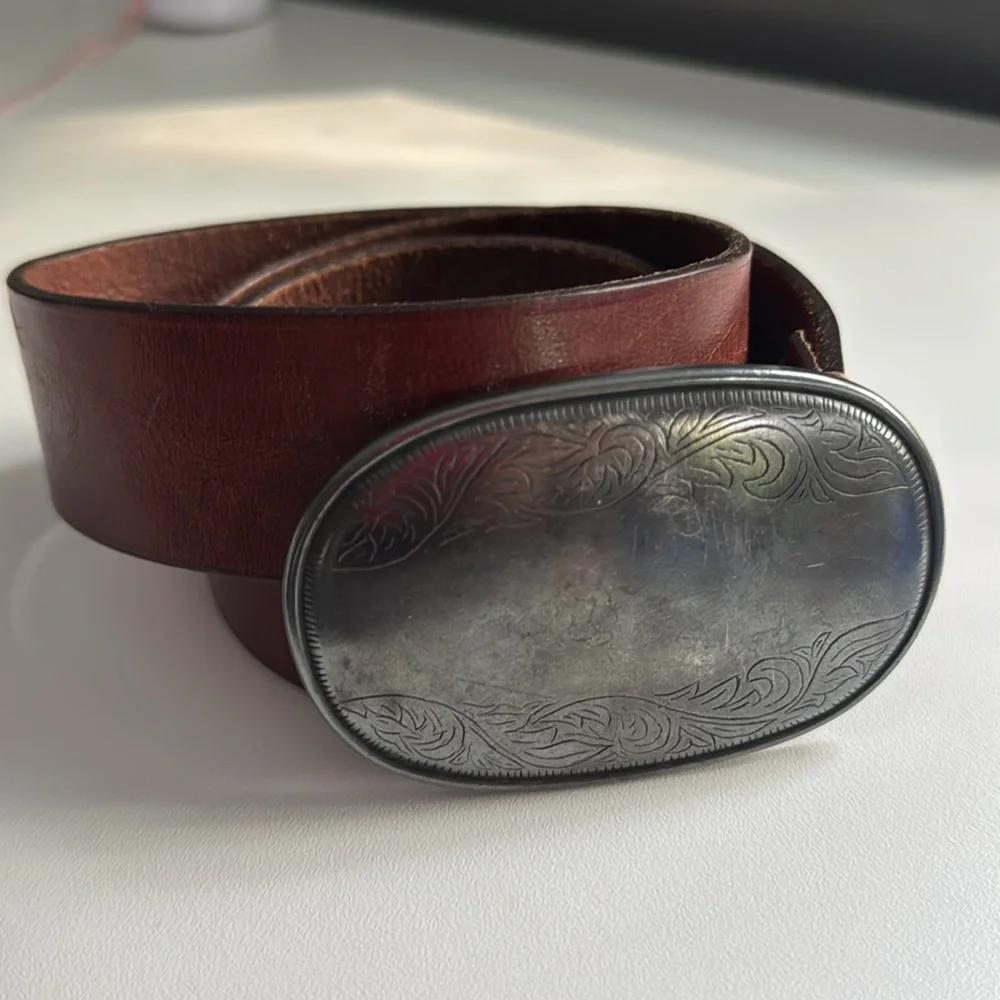 Abercrombie and Fitch Western Tooled Leather Belt Brown Chunky Silver Buckle - Picture 2 of 10